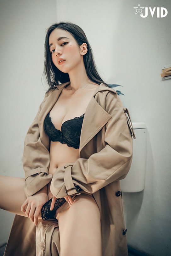 【cosplay】我的暴露狂女同事[156P／616MB] 网盘下载